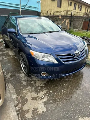 Toyota Camry LE 4dr Sedan (2.5L 4cyl 6AM) 2010 Blue
