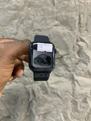 iWatch Series 8 45mm
