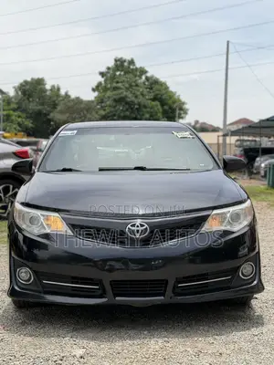 Toyota Camry SE 4dr Sedan (2.5L 4cyl 6A) 2013 Black
