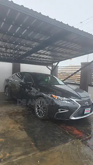 Lexus ES 2015 Black