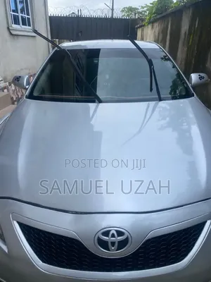 Toyota Camry 2011 Silver
