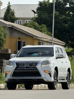 Lexus GX 2018 White