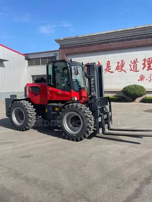 All Terrain 6 Tons Forklift