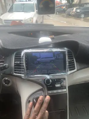 Toyota Venza Android Screen Multimedia + Reverse Camera
