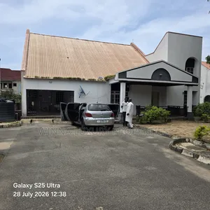 8bdrm Duplex in Ndic Directors, Idu Industrial for sale