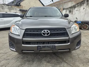 Toyota RAV4 2010 Brown