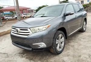 Toyota Highlander 2013 Gray
