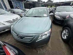 Toyota Camry LE 4dr Sedan (2.4L 4cyl 5A) 2009 Blue
