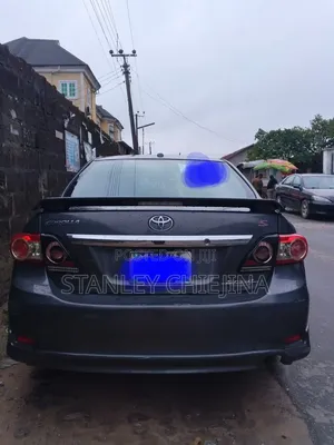 Toyota Corolla 2010 Gray