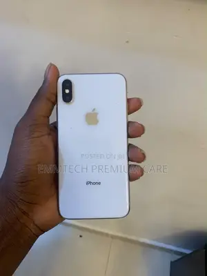 Apple iPhone X 64 GB White