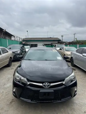 Toyota Camry SE 4dr Sedan (2.5L 4cyl 6A) 2016 Black