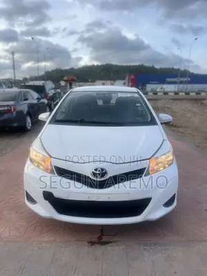 Toyota Yaris 2014 White