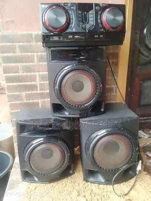 LG Boom Play