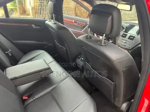 Mercedes-Benz C300 2011 Red