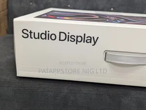 Apple Studio Disney Standard Glass