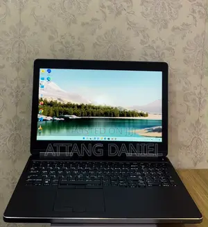 Laptop Dell Precision 7520 16GB Intel Core i5 SSD 512GB