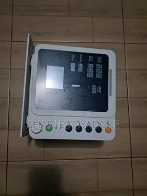 Multi-Parametre Patient Monitor