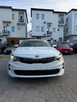 Kia Optima EX 4dr Sedan FWD (2.4L 4cyl 6A) 2017 White