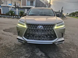 Lexus LX 570 AWD 2017 Silver