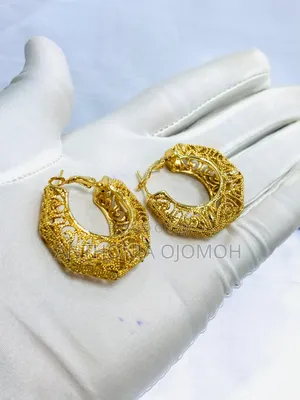 Beautiful Non-Tarnish Gold Replica Jewelleries for Your Everyday Use