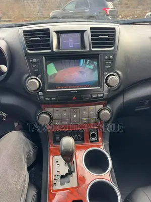 Toyota Highlander 2008 Red