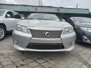 Lexus ES 2013 Silver