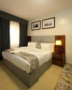 96 Rooms Strategic Crowded Lavishly Developed Luxury Hotel for Sale