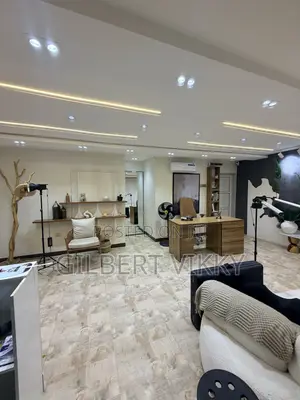 Furnish Office Space for Subletting