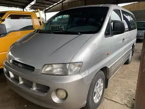 Hyundai H1 2015 Silver
