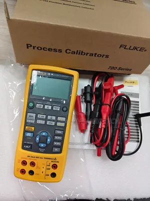 Fluke 726 Precision Multifunction Calibrator