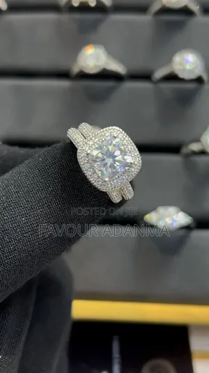 VVS Moissanite Diamond Wedding Engagement Ring Set