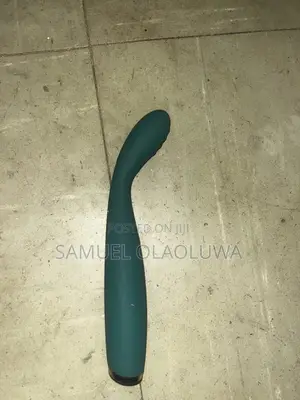 Curved Silicone Dildo