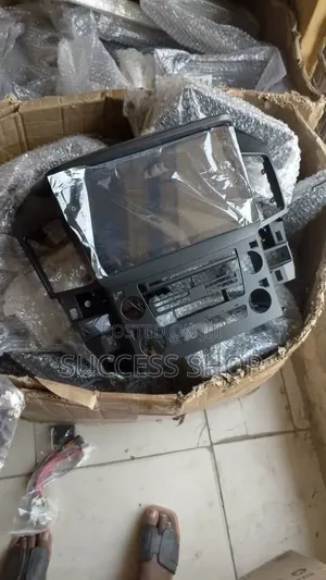 Lexus Rx300/330
Android Screen With Reverse Camera