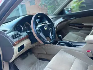 Honda Accord 2007 Gold