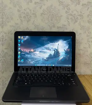 Laptop Dell Latitude 3380 4GB Intel Core i3 SSD 128GB