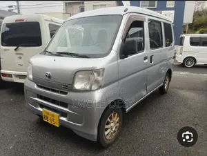 New Toyota HiAce 2017