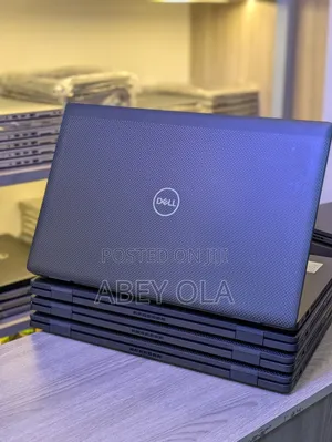 Laptop Dell Latitude 7530 16GB Intel Core i5 SSD 512GB