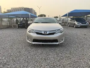 Toyota Camry 2014 Gold