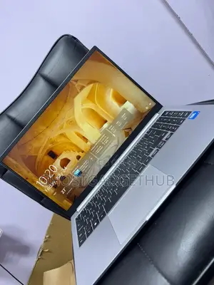 Laptop Samsung Galaxy Book4 8GB Intel Core 5 SSD 256GB