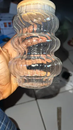 Rippled Bamboo Glass Cup With Lid and Straw