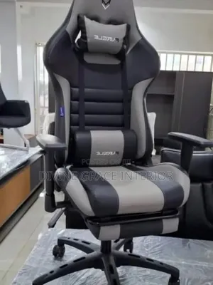 High Quality Leather Padded Gaming Chair