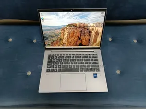 Laptop HP ZBook Firefly 14 G10 16GB Intel Core i5 SSD 512GB