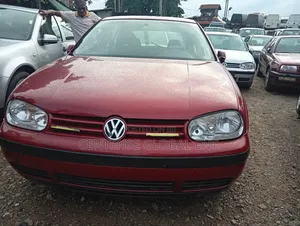 Volkswagen Golf 2003 Red