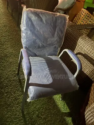 Standard Conference Banquet Chair With Arm