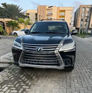 Lexus LX 570 AWD 2016 Black