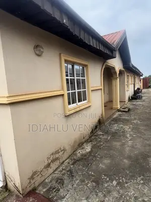 6bdrm Bungalow in Ado-Odo/Ota for sale