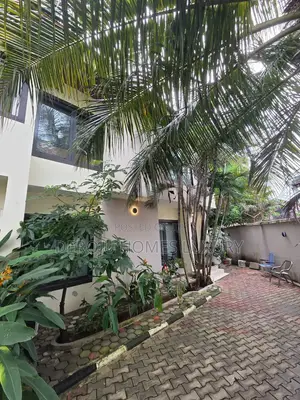 4bdrm Townhouse/Terrace in Lekki Phase 1 for sale
