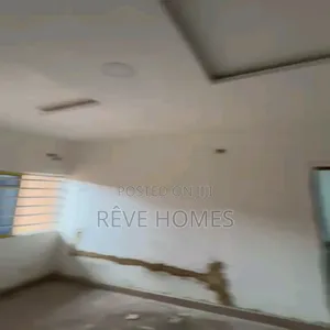 Mini Flat in Iwaya for rent
