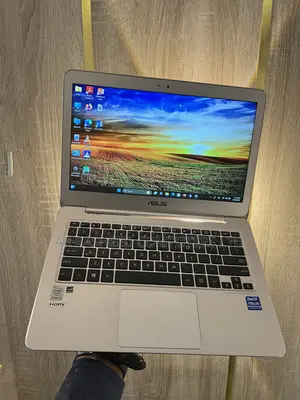 Laptop Asus ZenBook 13 UX331UN 8GB Intel Core i5 SSD 256GB