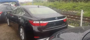 Lexus ES 2013 Black
